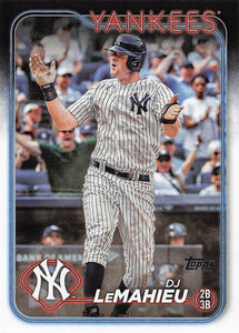 2024 Topps Baseball Series 2 DJ LeMahieu #641