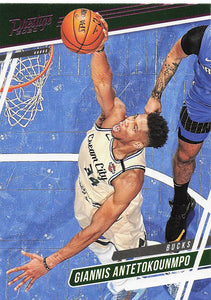 2019-20 Panini Chronicles Basketball Prestige Pink Giannis Antetokounmpo #62