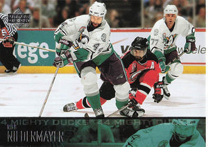 2003-04 Upper Deck Rob Niedermayer #6