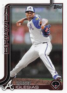2025 Topps Series 1 Baseball Raisel Iglesias #304