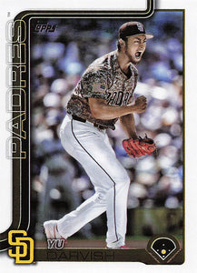 2025 Topps Series 1 Baseball Yu Darvish #323