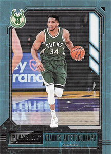 2020-21 Panini Chronicles Playbook Giannis Antetokounmpo #185