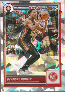 2023-24 Panini NBA Hoops Premium Stock Ice Prizm De'Andre Hunter #160