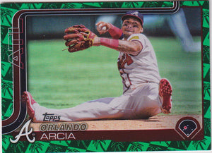 2025 Topps Series 1 Baseball Spring Training Green Foilboard 14/99 Orlando Arcia #154