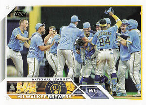 2023 Topps Baseball Milwaukee Brewers #533