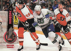 1994-95 Pinnacle Hockey Pat Verbeek #37