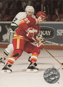 1991-92 Pro Set Platinum Hockey Joe Nieuwendyk #18