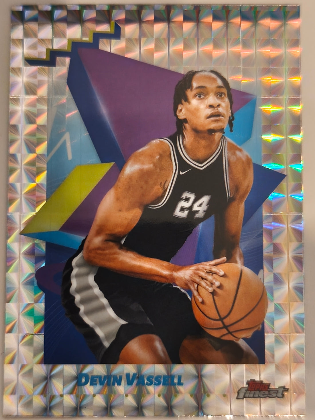 2024-25 Finest Basketball Geometric Devin Vassell #187
