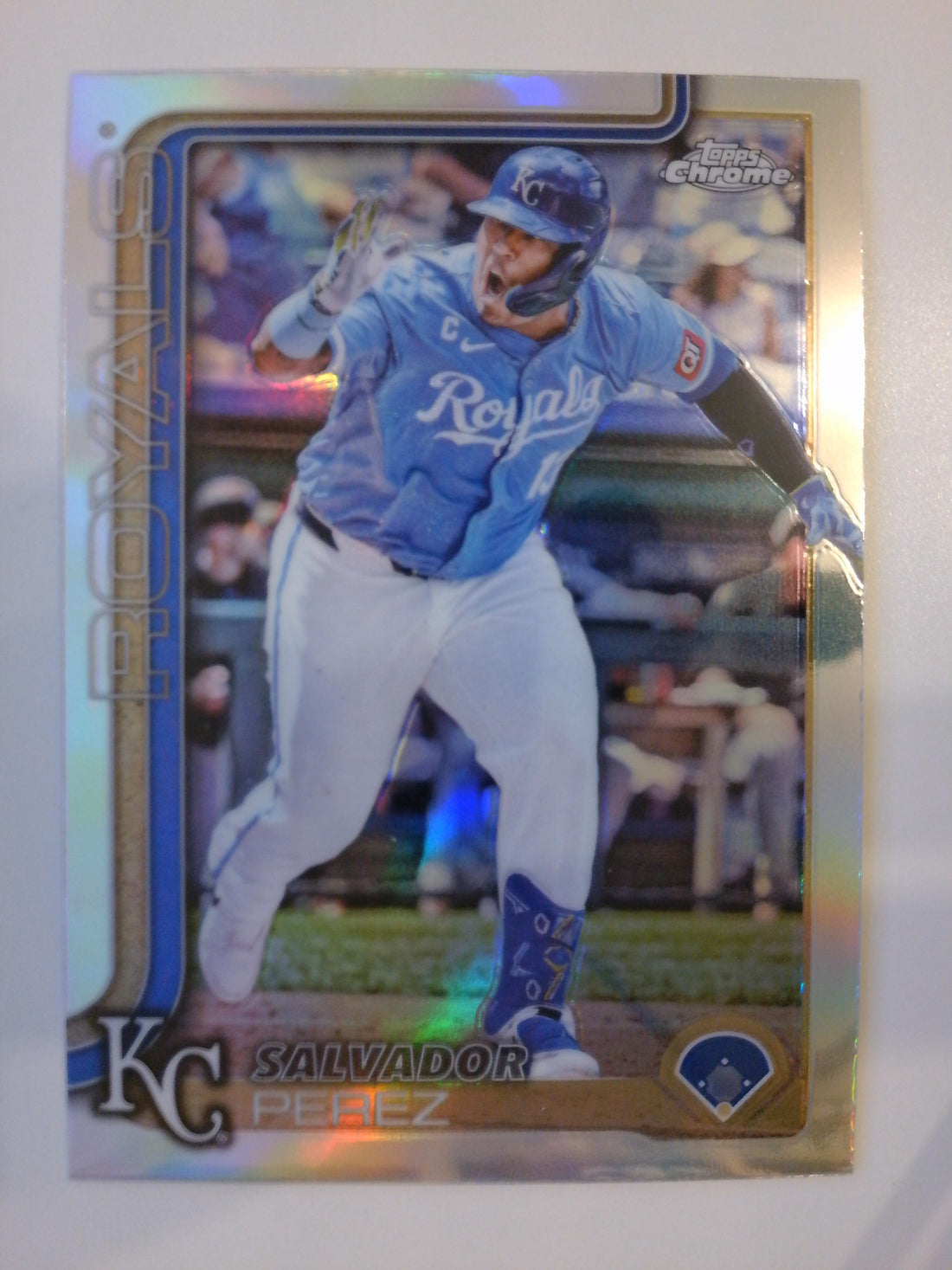 2025 Topps Chrome Baseball Refractors Salvador Perez #114