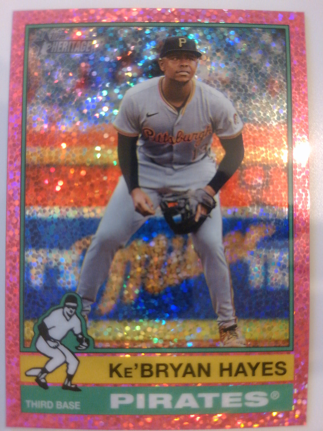 2025 Topps Heritage Baseball Chrome Pink Sparkle Refractor Ke'Bryan Hayes #360
