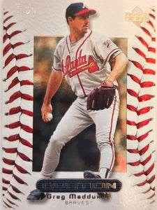 2000 Upper Deck Ovation Baseball Greg Maddux #9