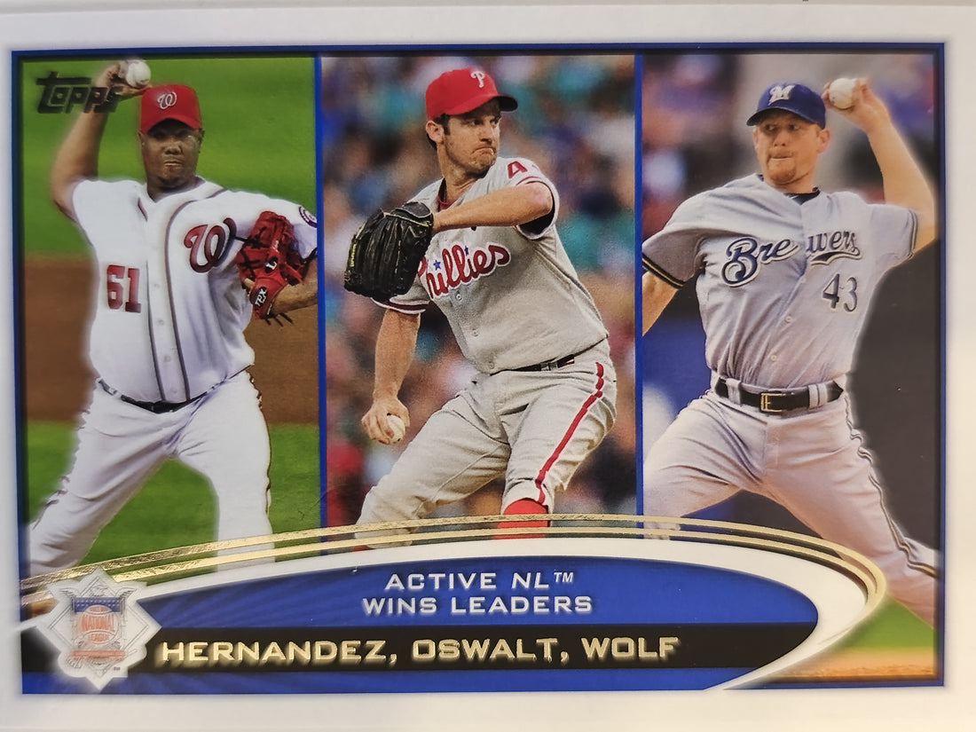 2012 Topps Baseball Livan Hernandez / Roy Oswalt / Randy Wolf #29