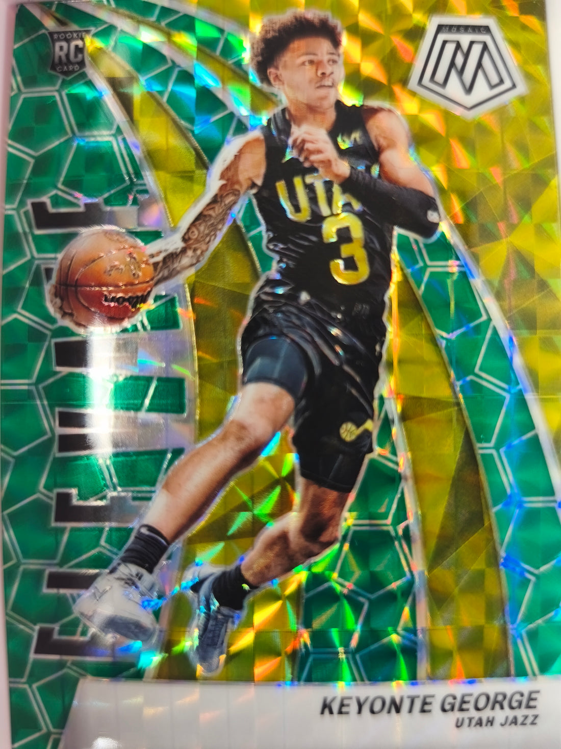 2023-24 Panini Mosaic Basketball Elevate Mosaic Green Keyonte George #22