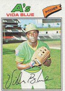 1977 Topps Baseball Vida Blue #230