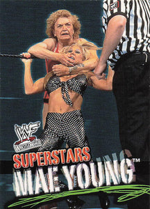 2001 Fleer WWF Wrestlemania Wrestling Mae Young #56 Rookie