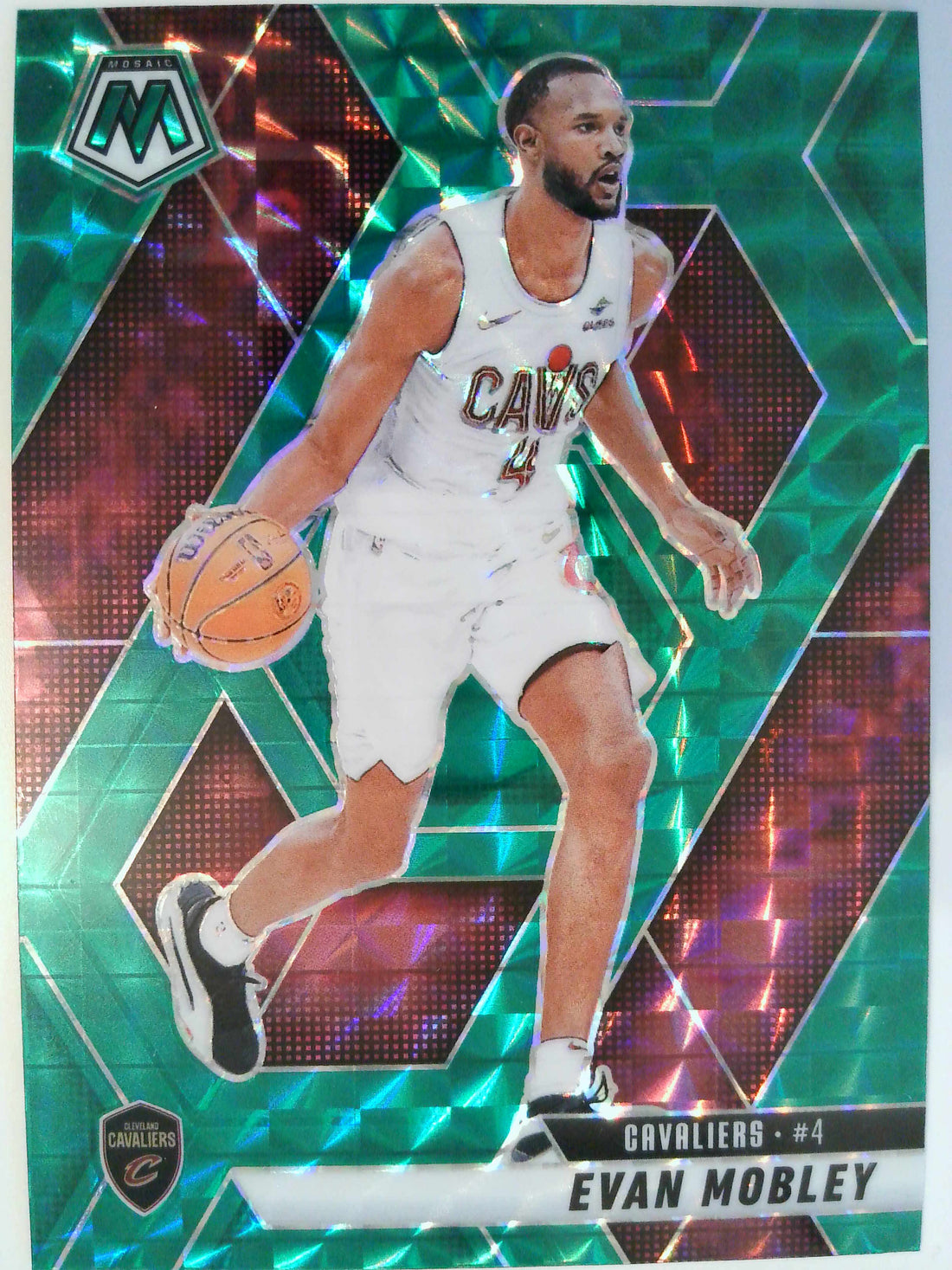 2024-25 Panini Mosaic Basketball Green Mosaic Evan Mobley #133