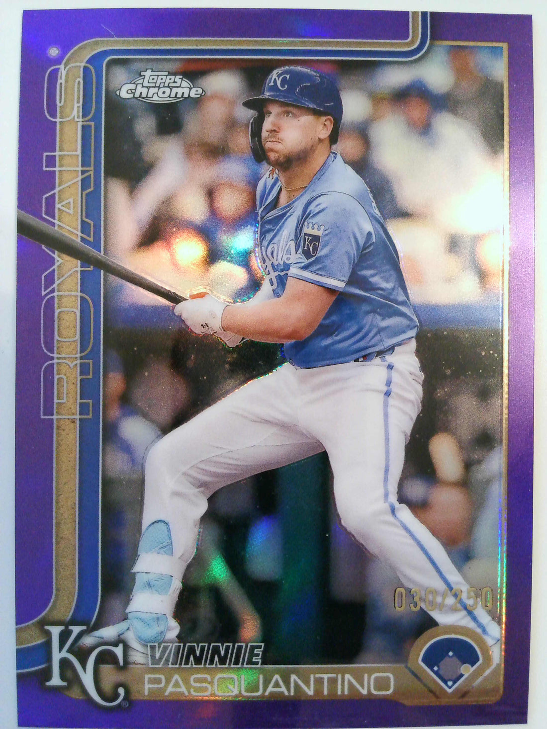 2025 Topps Chrome Baseball Purple Refractors 030/250 Vinnie Pasquantino #165