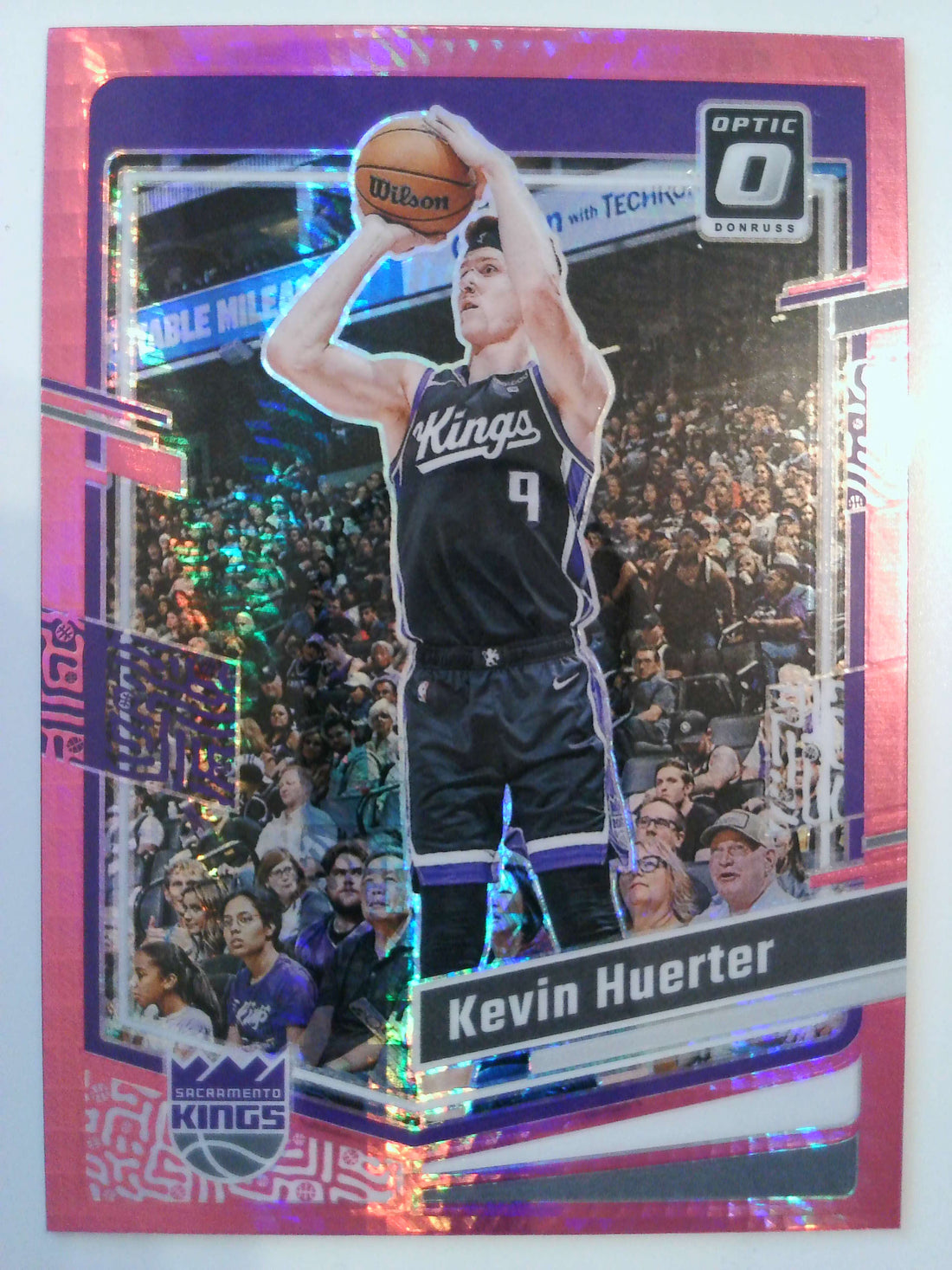2023-24 Donruss Optic Basketball Hyper Pink Kevin Huerter #133