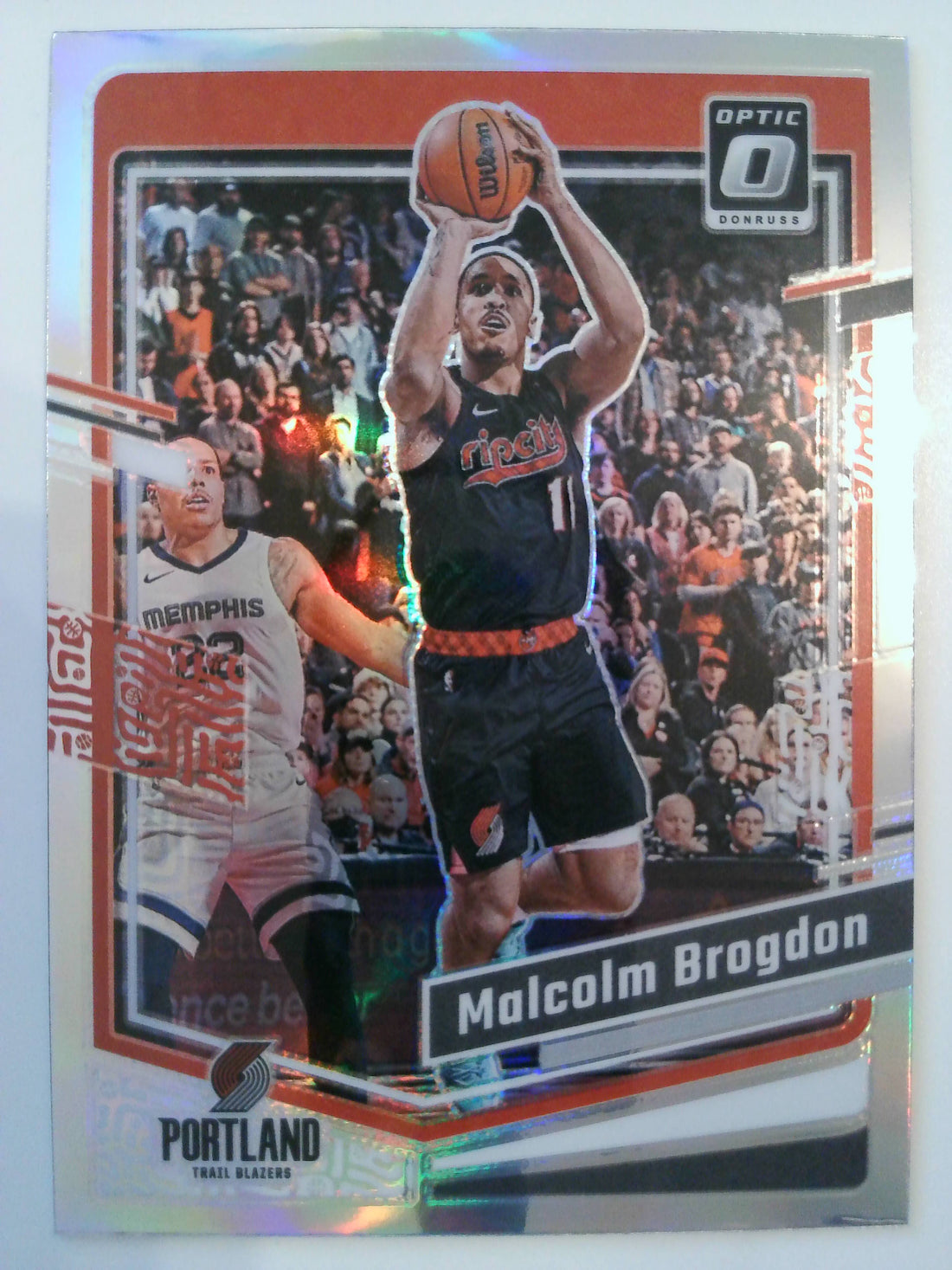 2023-24 Donruss Optic Basketball Holo Malcolm Brogdon #75