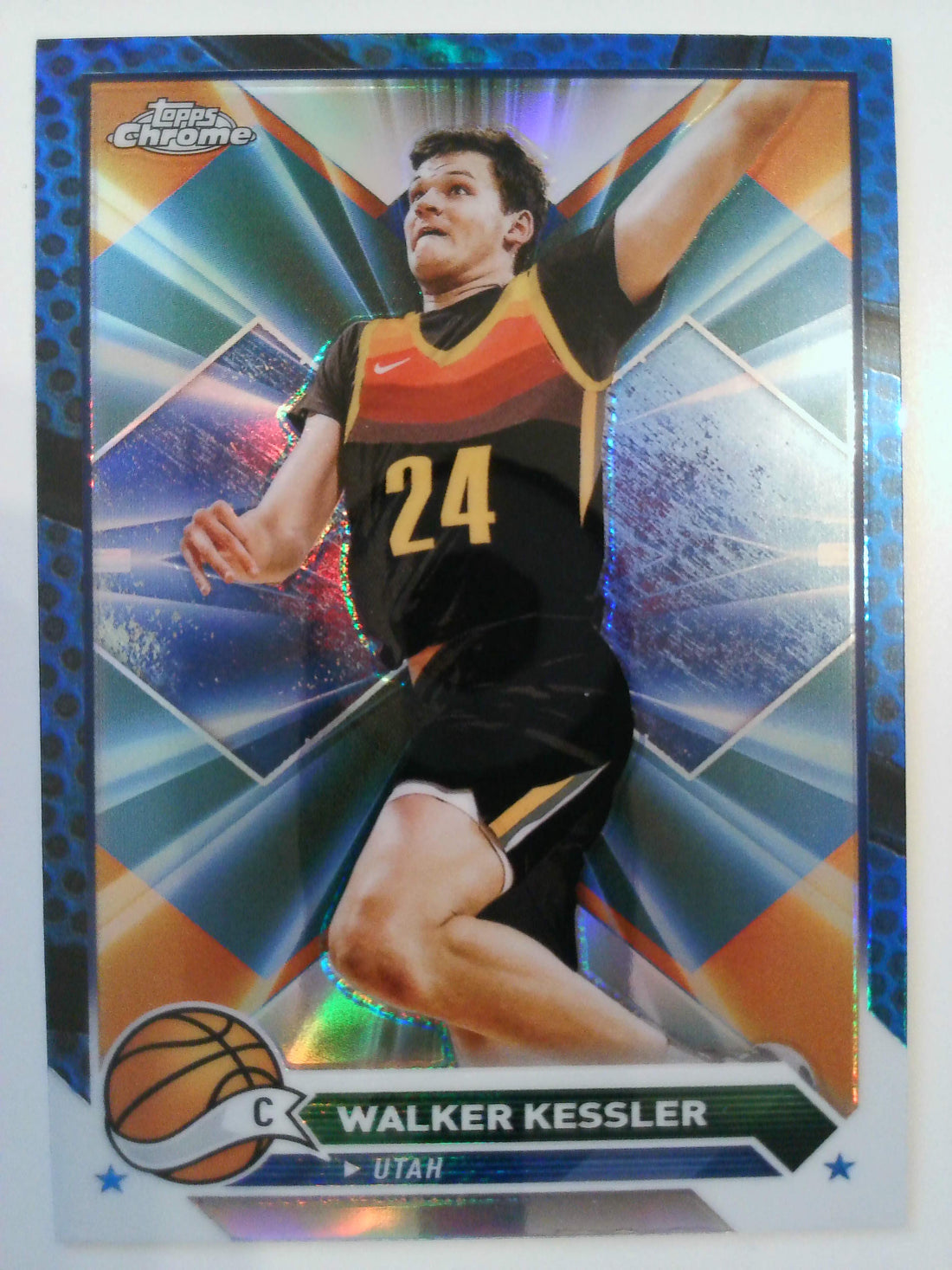 2023-24 Topps Chrome Basketball Blue Basketball Refractors Walker Kessler #185