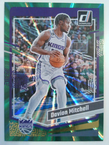 2023-24 Donruss Basketball Green Laser Holo Davion Mitchell #88