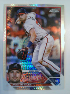 2023 Topps Chrome Baseball Prism Refractors Austin Riley #66