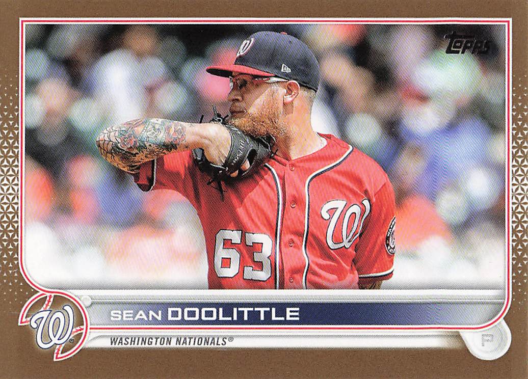 2022 Topps Update Baseball Gold 1718/2022 Sean Doolittle #US226