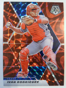 2021 Panini Mosaic Baseball Reactive Red Ivan Rodriguez #31