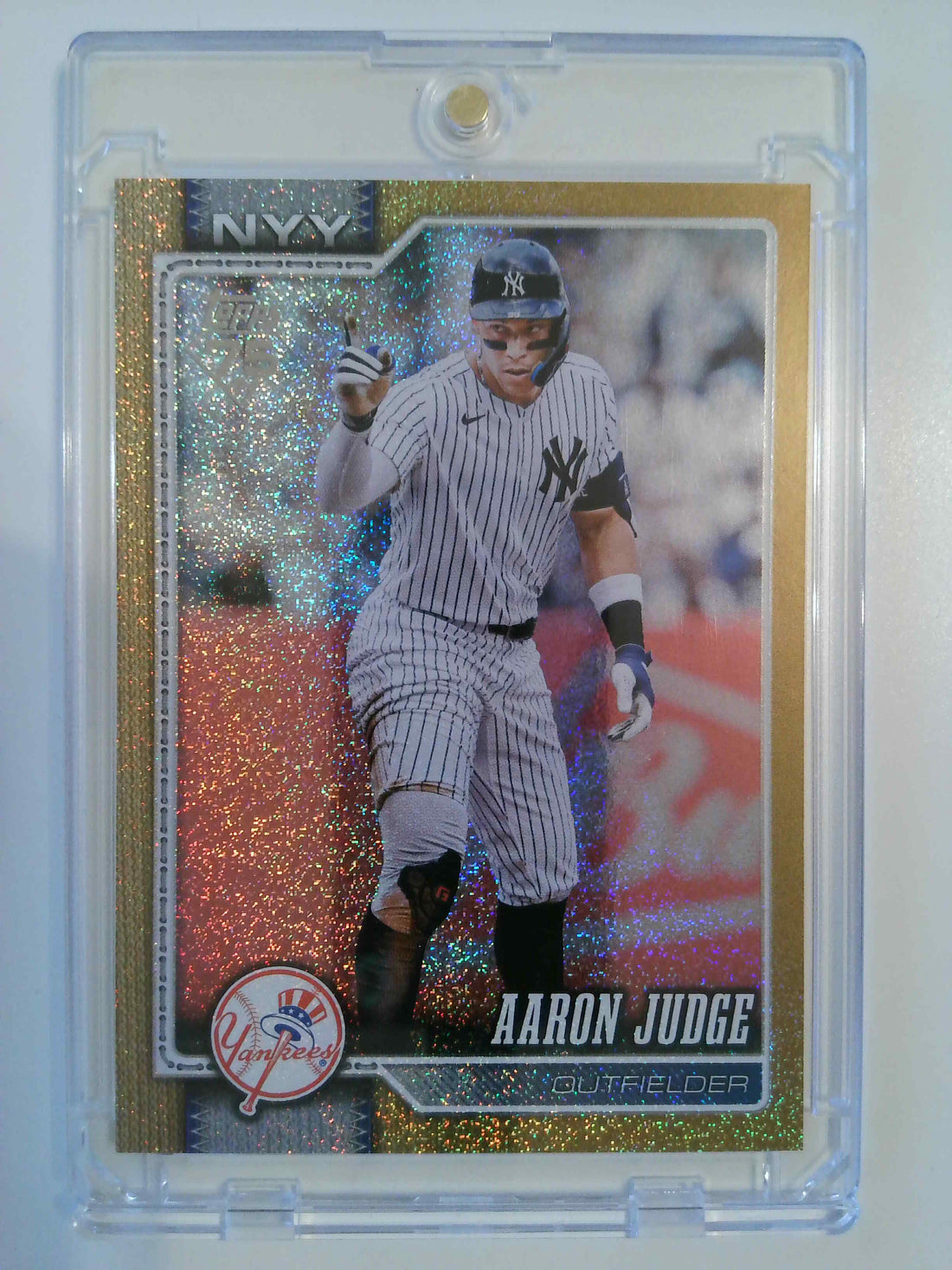 2026 Topps Baseball Gold Sandglitter 03/50 Aaron Judge #1