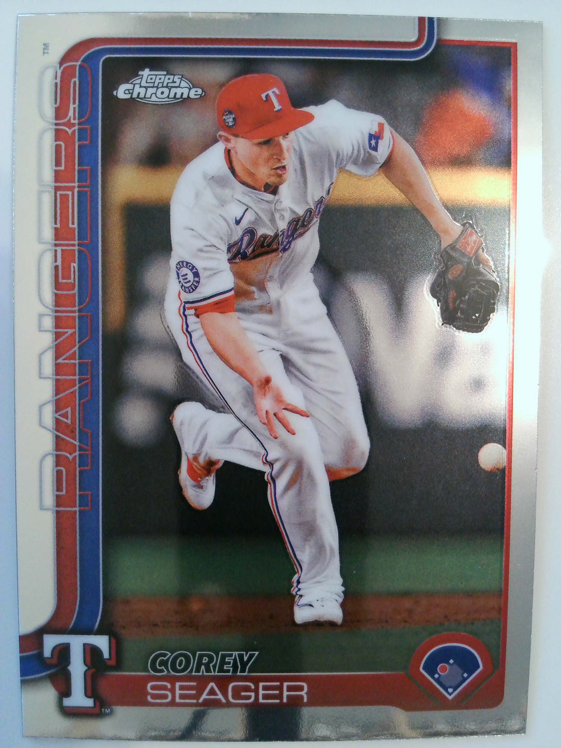 2025 Topps Chrome Baseball Corey Seager #24