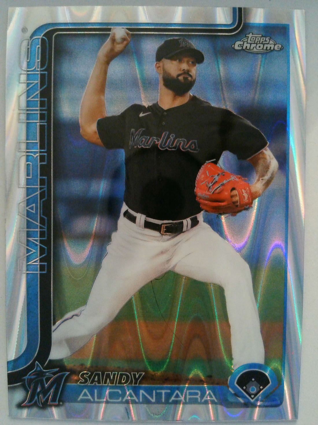 2025 Topps Chrome Baseball Raywave Refractors Sandy Alcantara #126