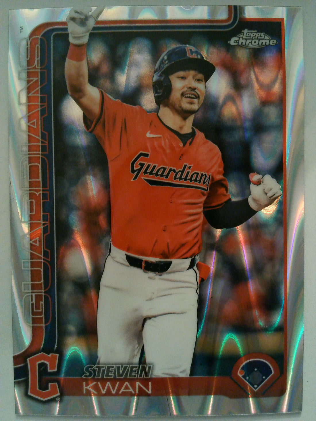 2025 Topps Chrome Baseball Raywave Refractors Steven Kwan #202