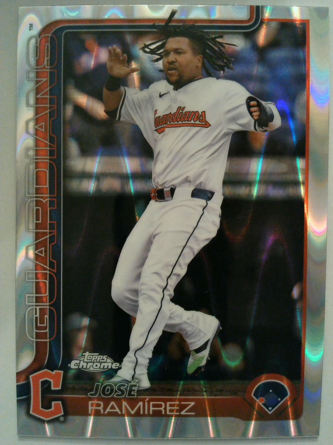 2025 Topps Chrome Baseball Raywave Refractors José Ramírez #12