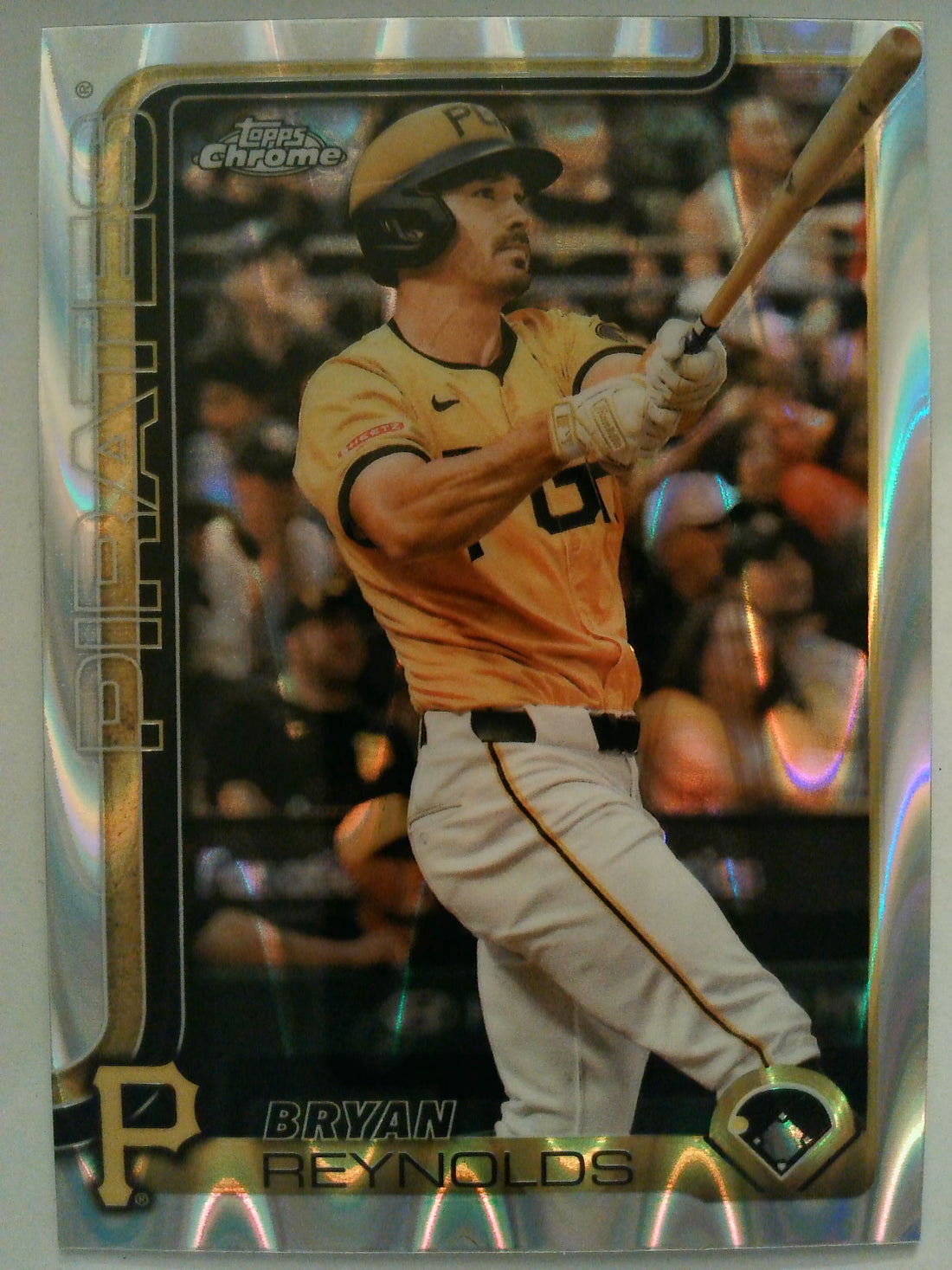 2025 Topps Chrome Baseball Raywave Refractors Bryan Reynolds #9