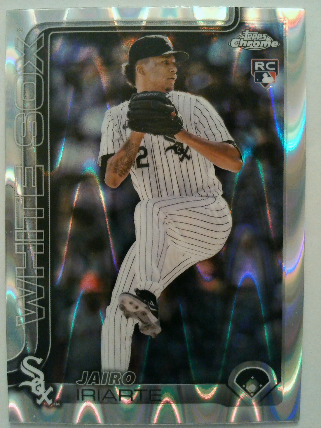 2025 Topps Chrome Baseball Raywave Refractors Jairo Iriarte #145 Rookie