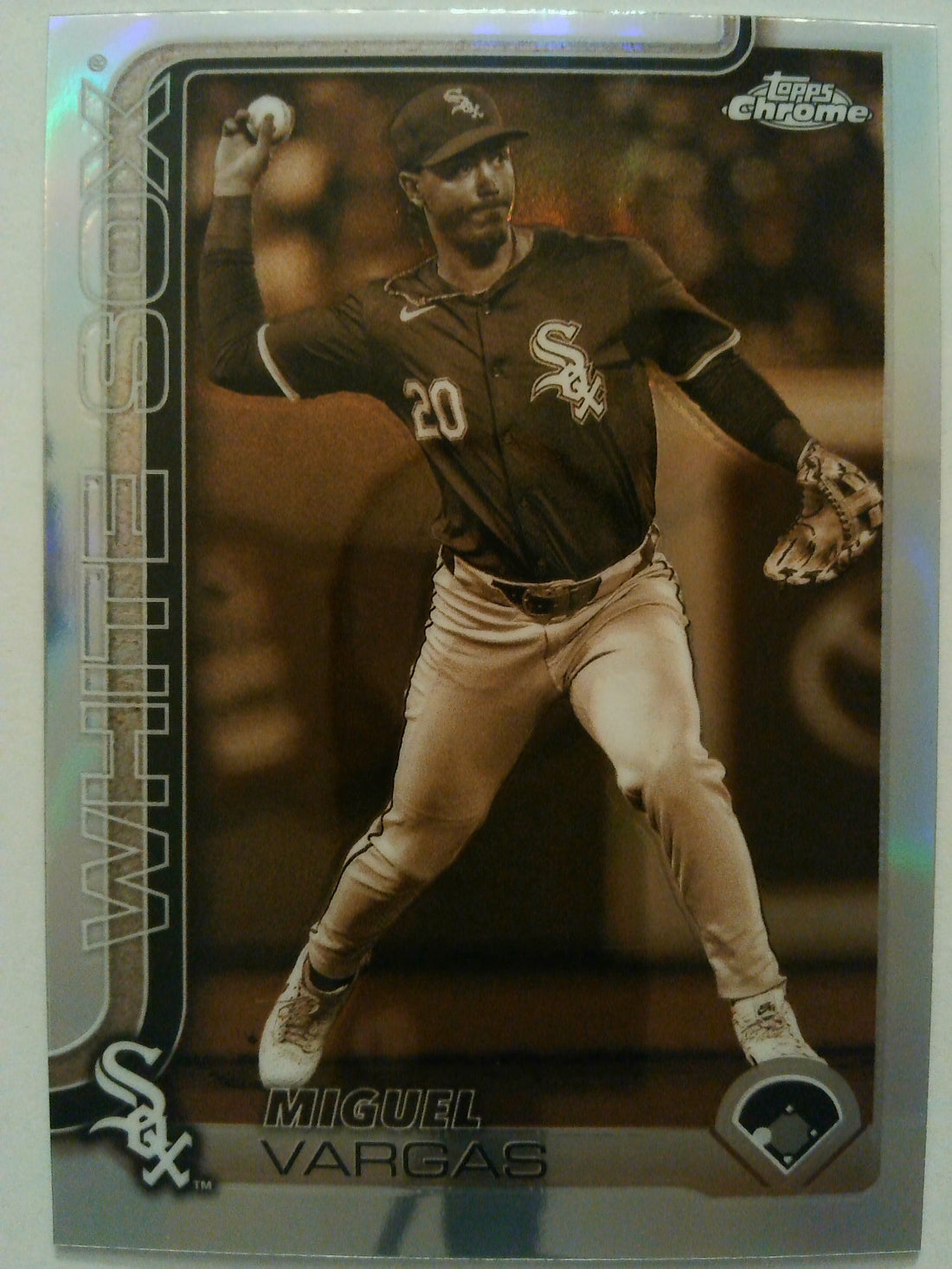 2025 Topps Chrome Baseball Sepia Refractors Miguel Vargas #51