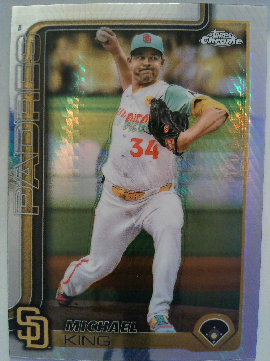 2025 Topps Chrome Baseball Prism Refractors Michael King #35