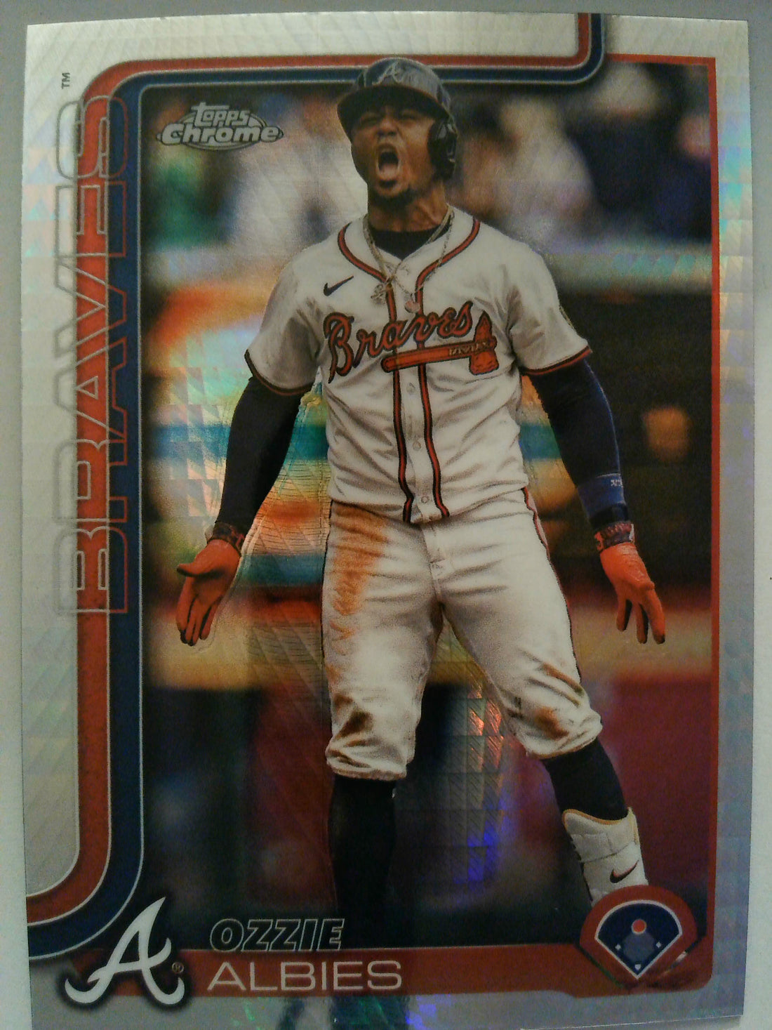 2025 Topps Chrome Baseball Prism Refractors Ozzie Albies #206