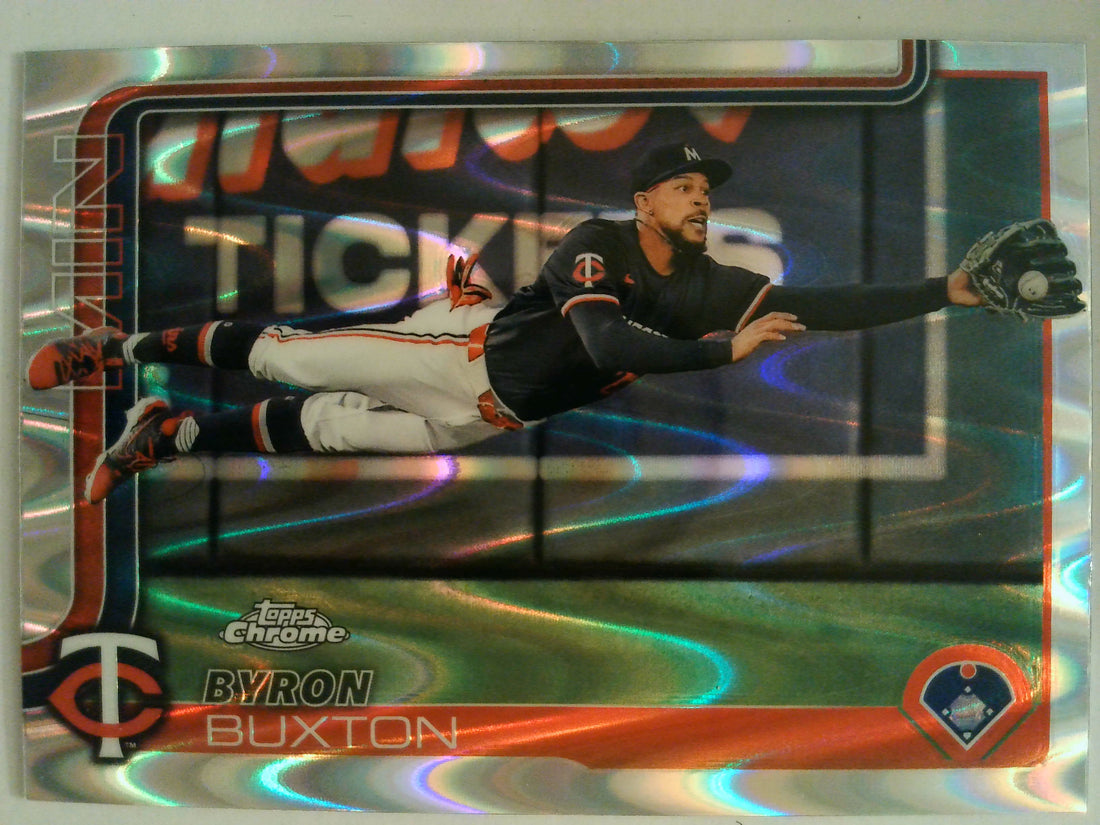 2025 Topps Chrome Baseball Raywave Refractors Byron Buxton #172