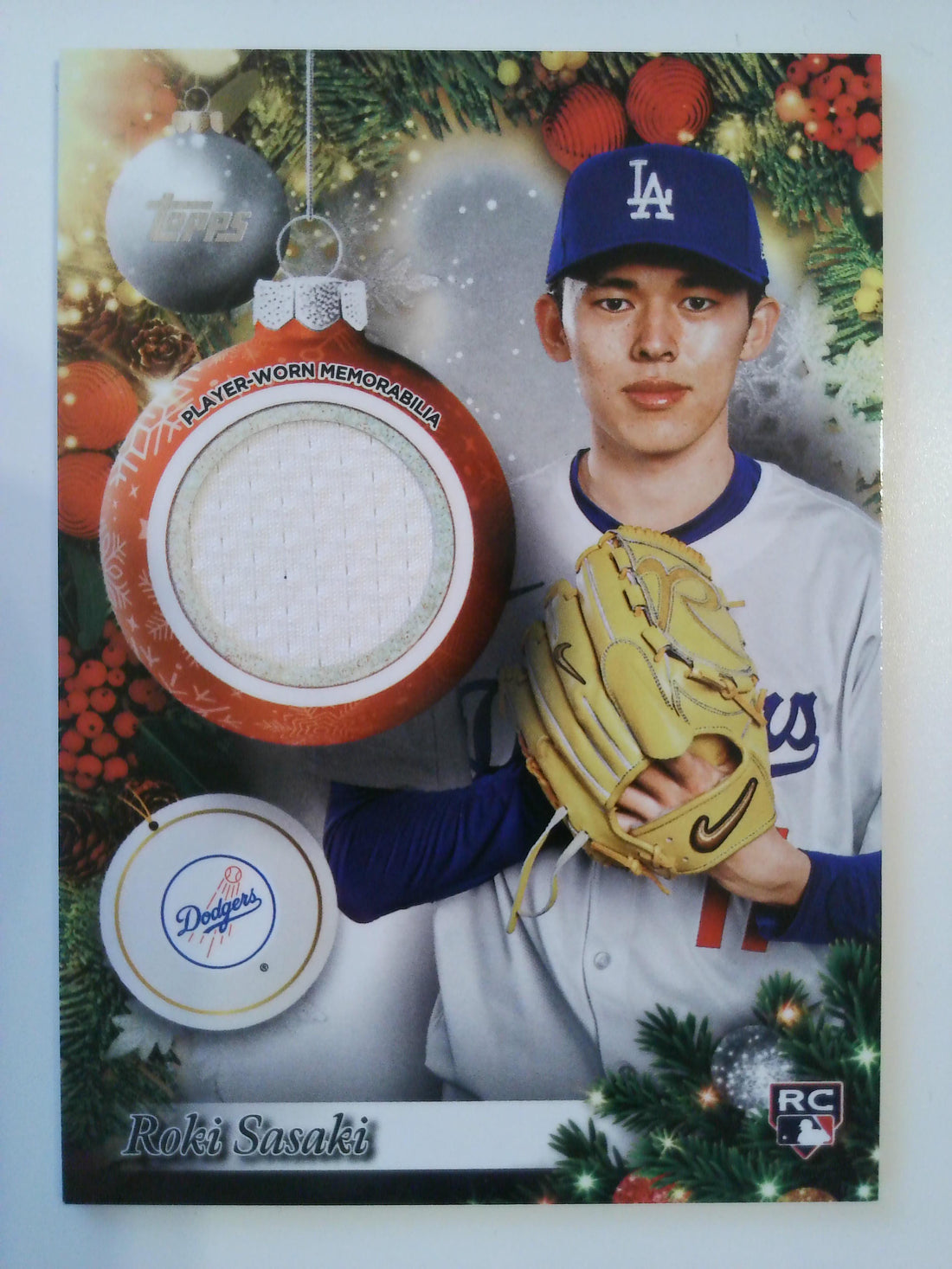 2025 Topps Holiday Baseball Player Relics Roki Sasaki #PR-RS