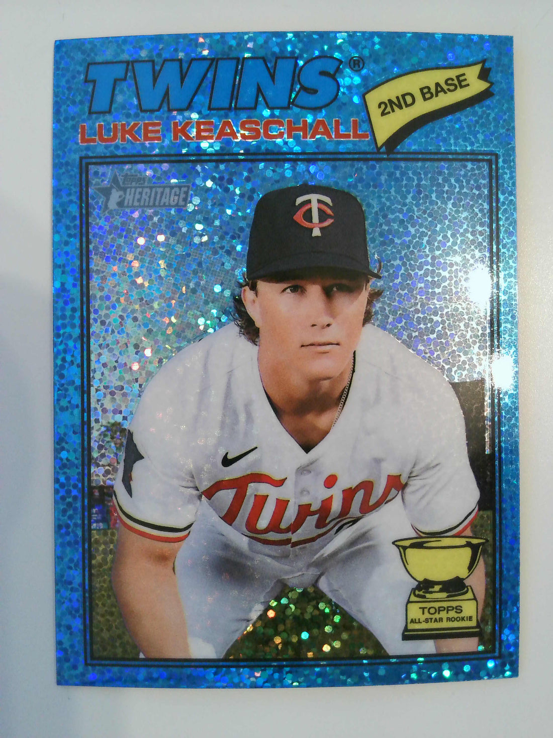 2026 Topps Heritage Chrome Light Blue Sparkle Refractor Luke Keaschall #116
