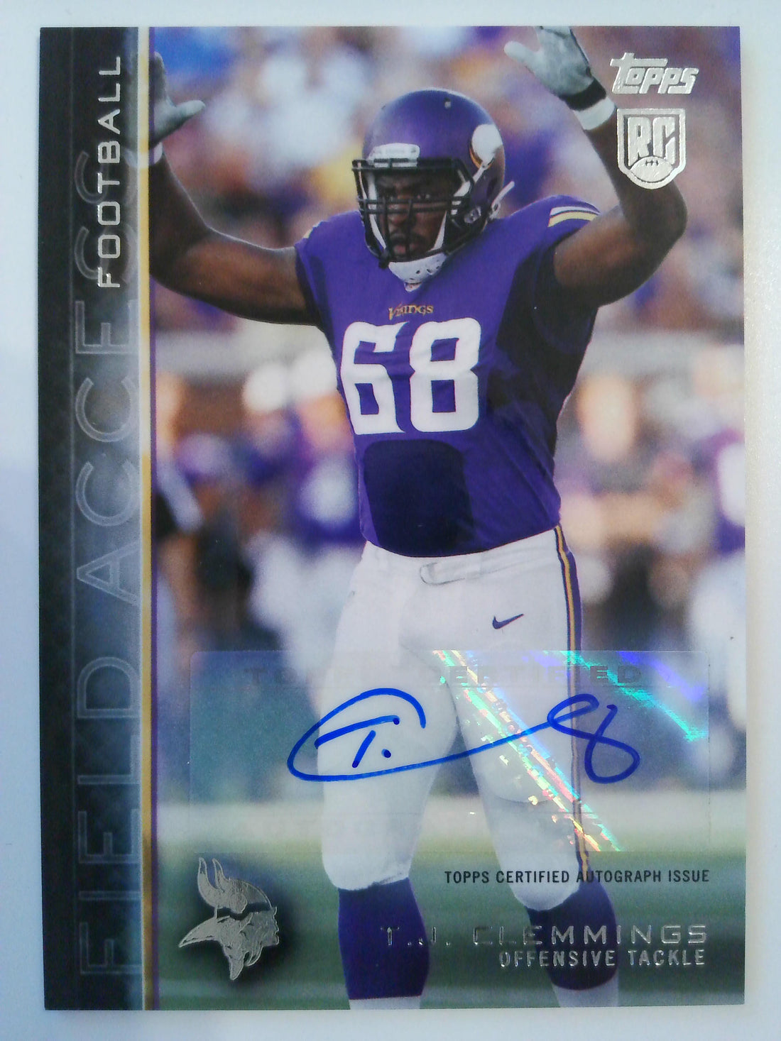2015 Topps Field Access Football Autographs T.J. Clemmings #78