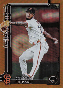 2025 Topps Update Baseball Gold Holo Foil 44/50 Camilo Doval #US328