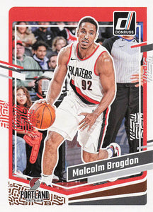 2023-24 Donruss Basketball Malcolm Brogdon #17
