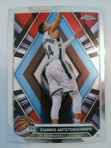 2023-24 Topps Chrome Basketball Giannis Antetokounmpo #15