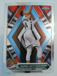 2023-24 Topps Chrome Basketball Giannis Antetokounmpo #15