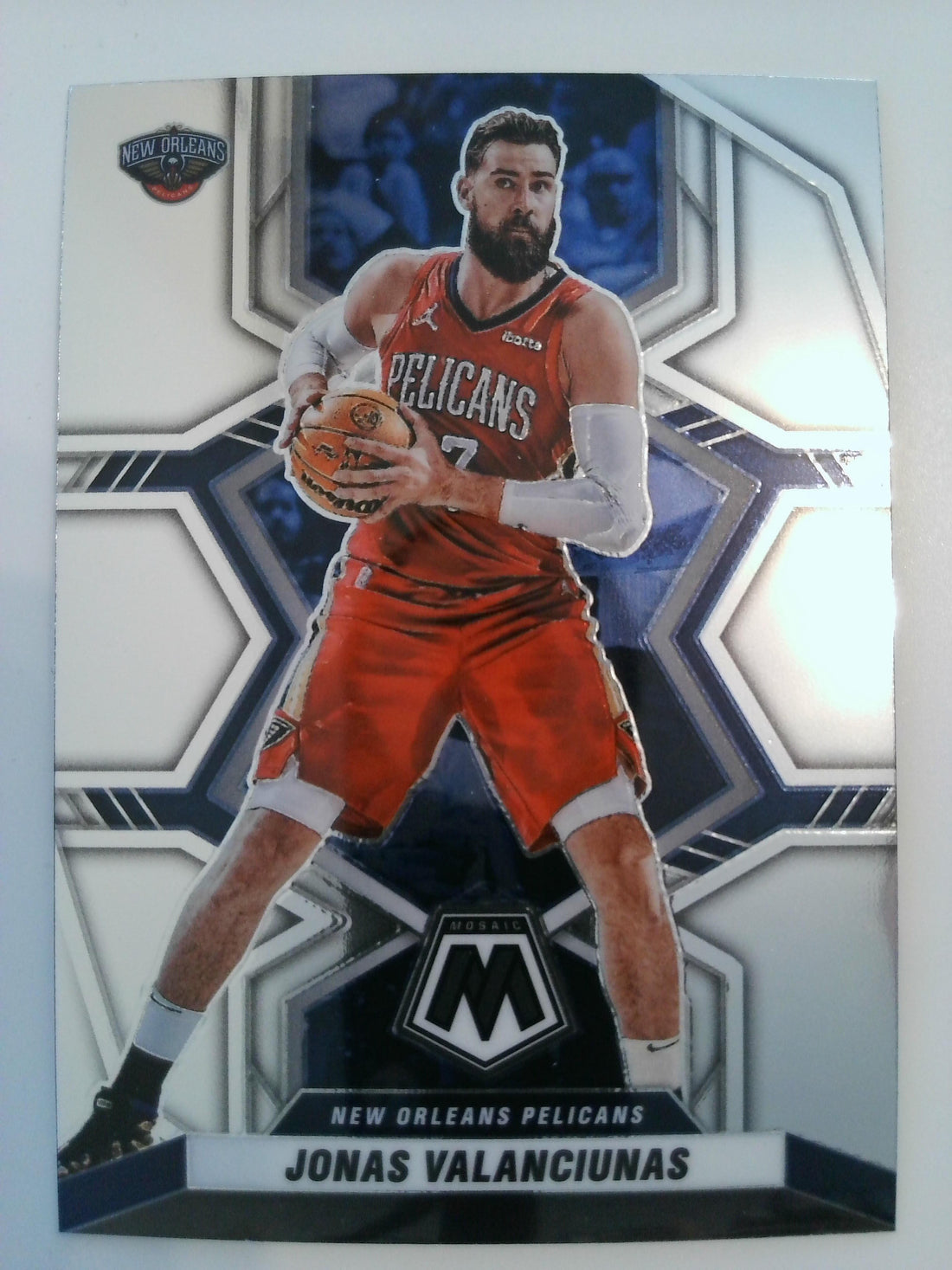 2021-22 Panini Mosaic Basketball Jonas Valanciunas #43