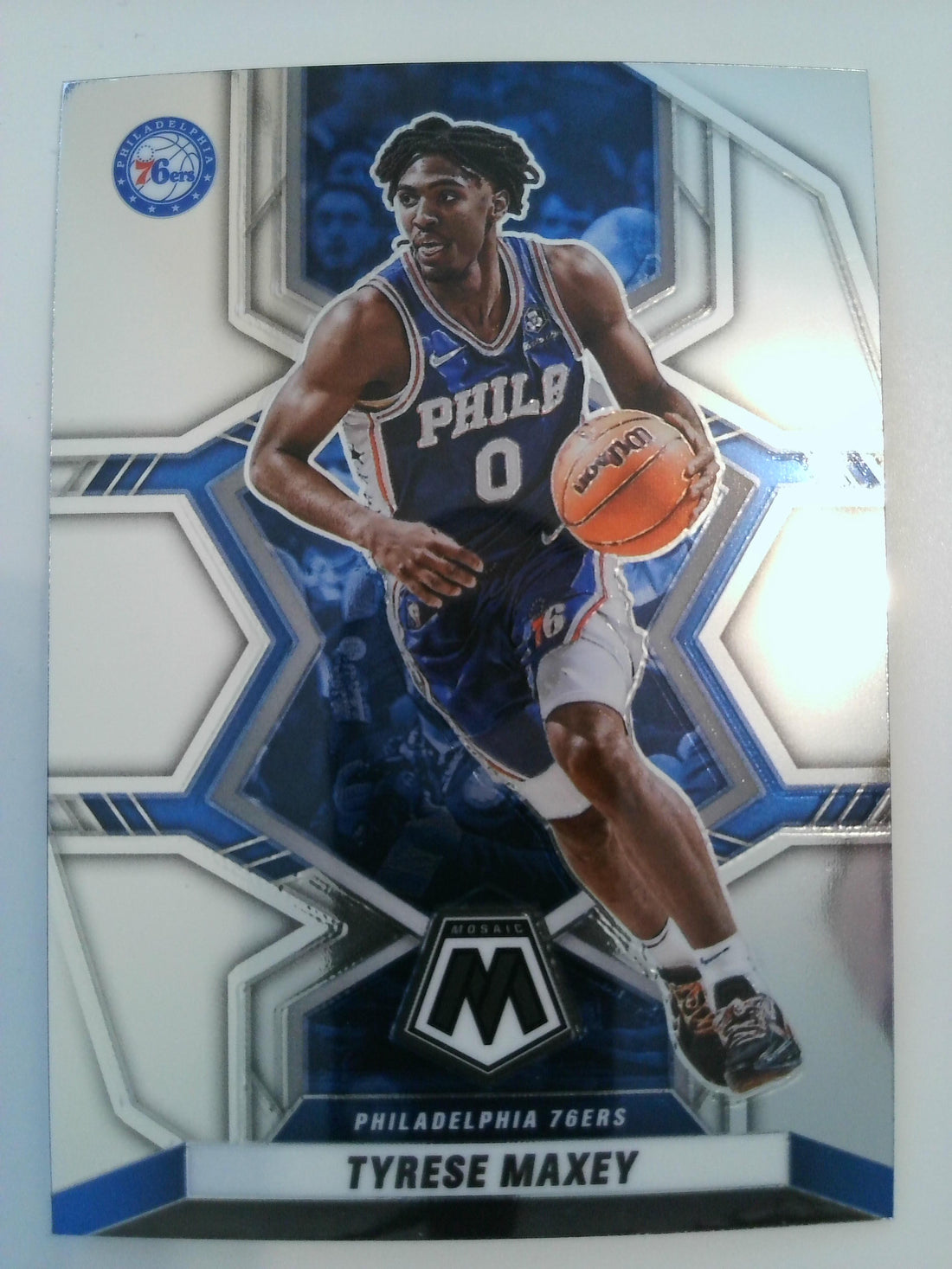 2021-22 Panini Mosaic Basketball Tyrese Maxey #49