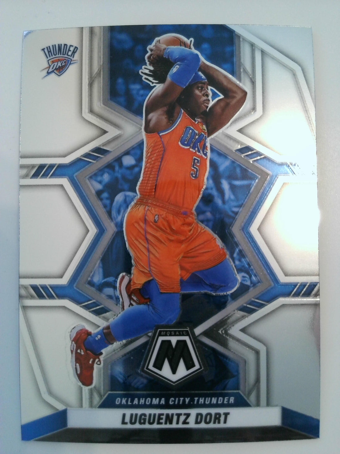 2021-22 Panini Mosaic Basketball Luguentz Dort #31