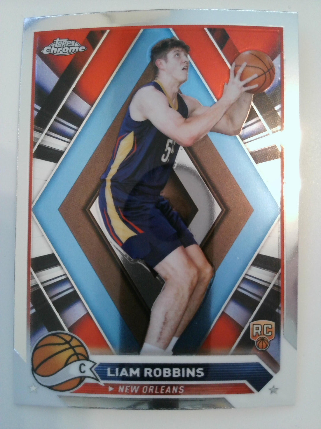 2023-24 Topps Chrome Basketball Liam Robbins #174